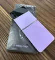 New Samsung Galaxy Z Flip4 256GB - 2