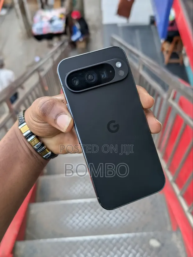 Google Pixel 9 Pro 256GB Black (Refurbished) - 1
