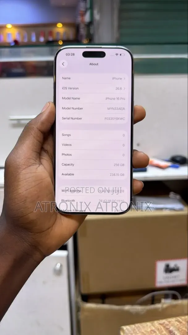 New Apple iPhone 16 Pro 256GB Silver - 1