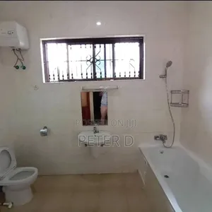 6 Bedroom Bungalow for Sale in Kimara