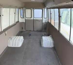 Toyota Coaster 2000 - 29 Seater (Seats Missing)