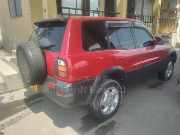 Toyota RAV4 Cabriolet 1998 Nyekundu - 1