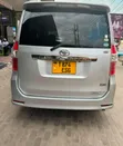 Toyota Noah 2008 Silver - 4