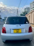 Toyota IST 2004 Silver - 3