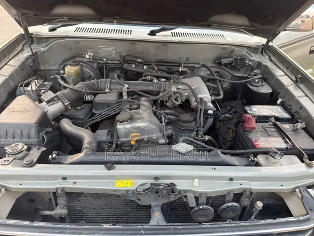 Toyota Land Cruiser Prado 2.7 16V 3dr 2000 Silver - 1