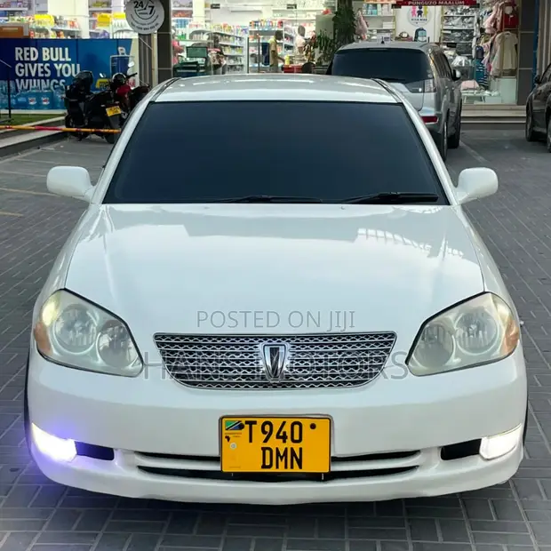 Toyota Mark II Grande 2004 - 1