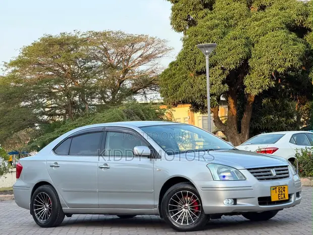 Toyota Premio 2006 Silver - 1