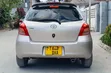 Toyota Vitz 2006 Silver - 4