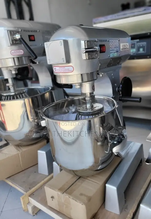 Commercial Spiral Mixer B15 (6kg Dough) - 1