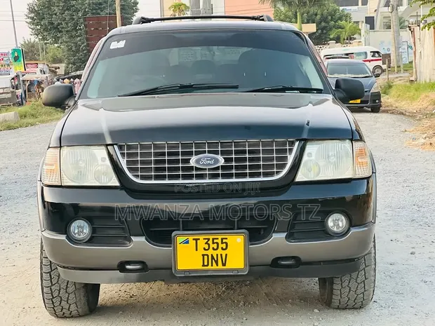 Ford Explorer 2005 Black - 1