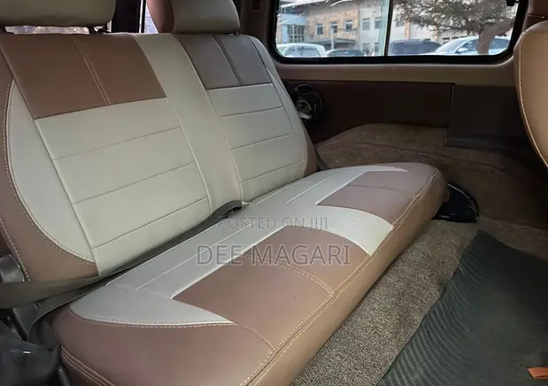 Nissan Patrol 1992 Brown Station Wagon - 1