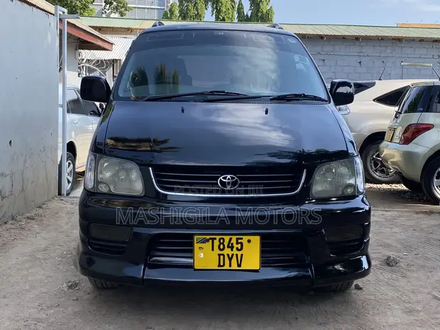 Toyota Noah 2001 Black - 1