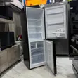Friji la Hisense 221L Milango Miwili Freezer Chini - Nyeusi - 2
