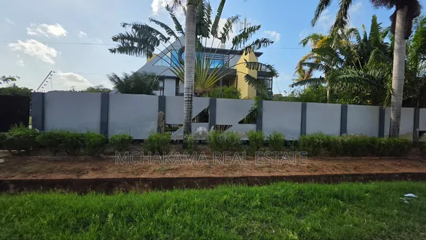 Block ya Vyumba 4 vya Ghorofa Mbezi Beach Inauzwa - 1