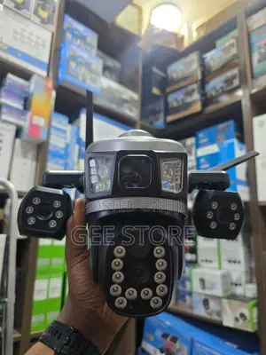 Smart Solar Camera with 4 Lenses and Zoom