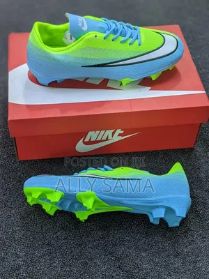 Men's Nike Football Boots
