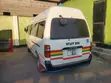 Toyota HiAce 2002 White - 4