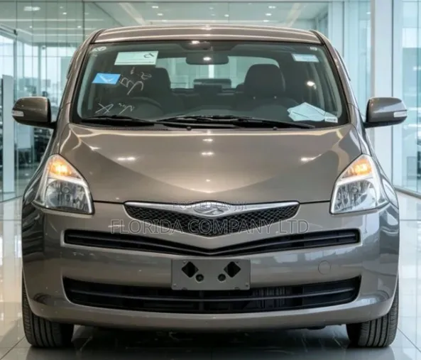 Toyota Ractis 2005 - 1