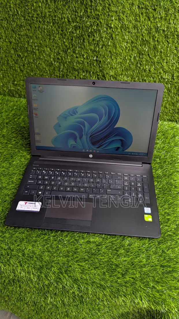 HP Laptop 15: Core i5, 8GB RAM, 256GB SSD - 1