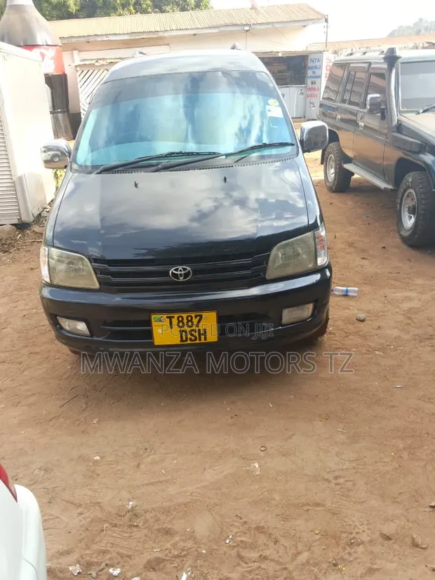 Toyota TownAce Noah 1996 Black - 1