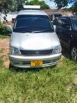 Toyota TownAce Noah 1997 Beige - 1