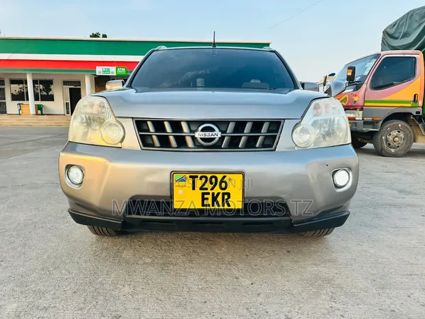 Nissan X-Trail 2008 Gray - 1