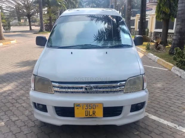 Toyota Noah 2001 Pearl - 1