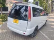 Toyota Noah 2001 Pearl - 4