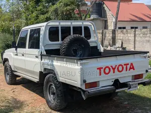 Toyota Land Cruiser 79 Series Pickup 2019 White