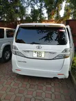 Toyota Vellfire 2011 White - 2