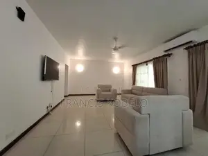 Furnished 4-Bedroom Villa for Rent in Oyster Bay