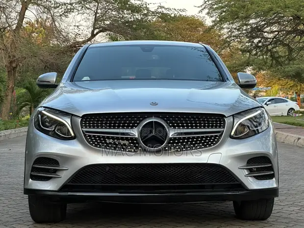 Mercedes-Benz GLC 250 Coupe 4Matic 2017 Silver - 1