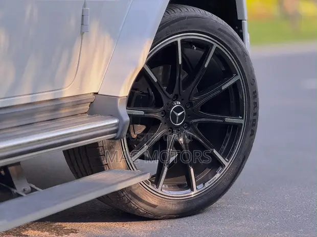 Mercedes-Benz G 350 d 2021 Nyeupe - 1
