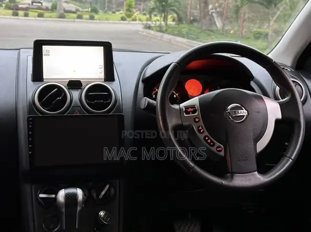 Nissan Dualis 2010 Silver - 1