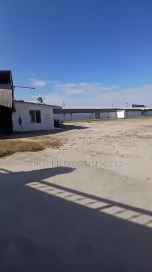 Yard with Godown for Rent - Kurasini