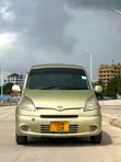 Toyota Fun Cargo 2004 Gold - 4