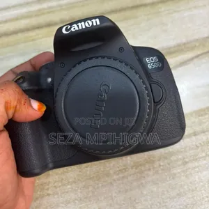Canon 650D DSLR Camera with Kit Lens
