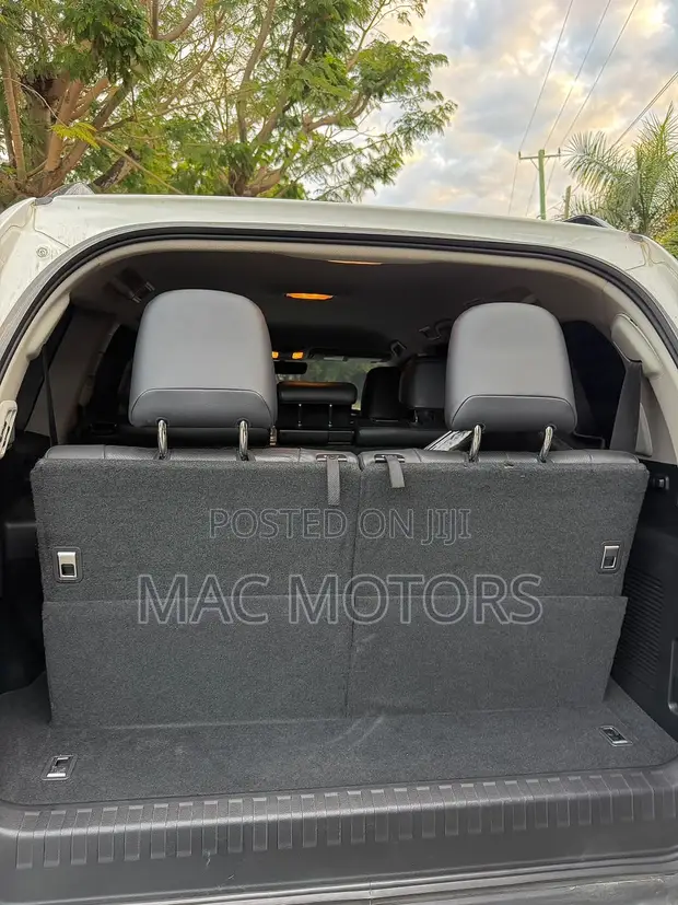 Toyota Land Cruiser Prado 3.0 2020 White - 1