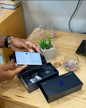 New Samsung Galaxy S8 64GB Black
