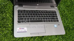Laptop HP EliteBook 820 G3 - Intel Core i5, 8GB RAM, 500GB SSD