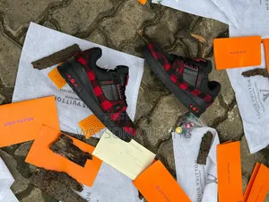 Louis Vuitton Viatu vya Ngozi vya Wanaume