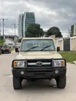 Toyota Land Cruiser 79 Series 2015 Beige - 1