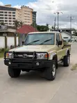 Toyota Land Cruiser 79 Series 2015 Beige - 3