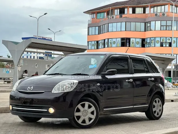 Mazda Verisa 2009 Black - 1