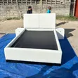 Kitanda cha Kisasa cha 5/6ft chenye Design ya Kipekee - 1