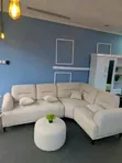 Sofa ya L Mpya, Ina Seating Nne, Rangi Nyeupe - 1