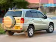 Toyota RAV4 2003 Gold SUV - 3
