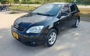 Toyota Corolla RunX 2004 Nyeusi