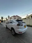 Toyota Harrier 2007 White - 3