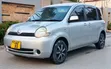 Toyota Sienta 2006 Nyeupe - 2